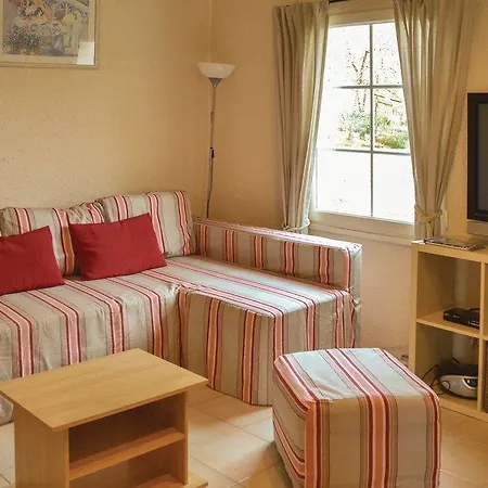 Two-bedroom Holiday In Casa vacanze