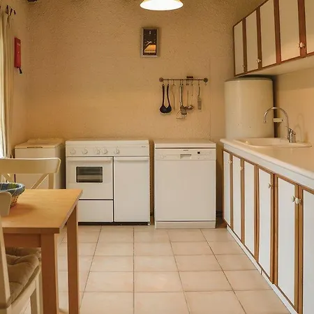 Two-bedroom Holiday In Casa vacanze