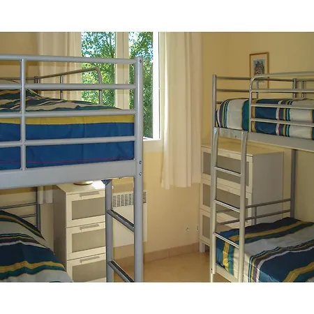 Two-bedroom Holiday In Brossac